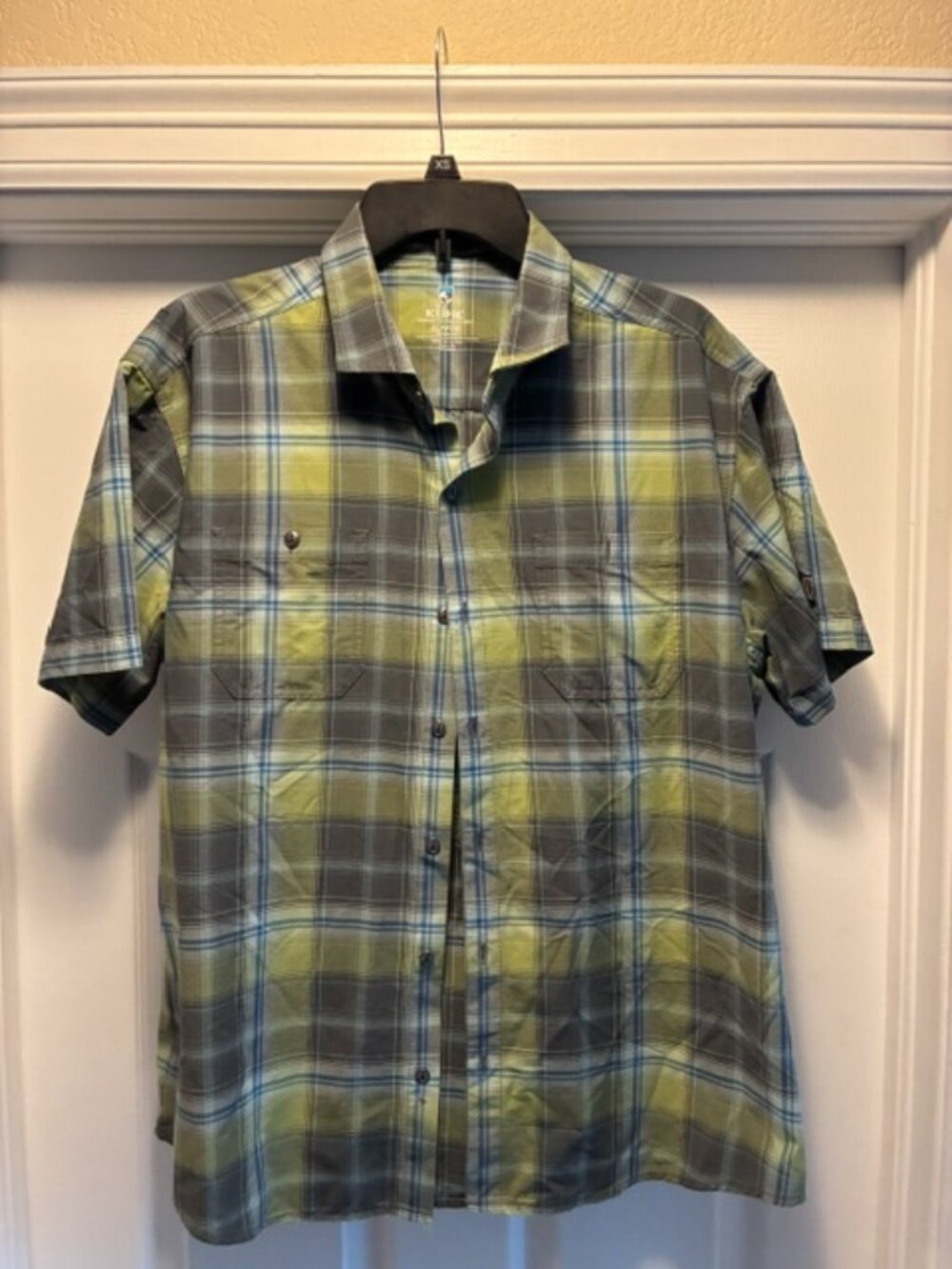 Kuhl men's short sleeve plaid button down, size XL